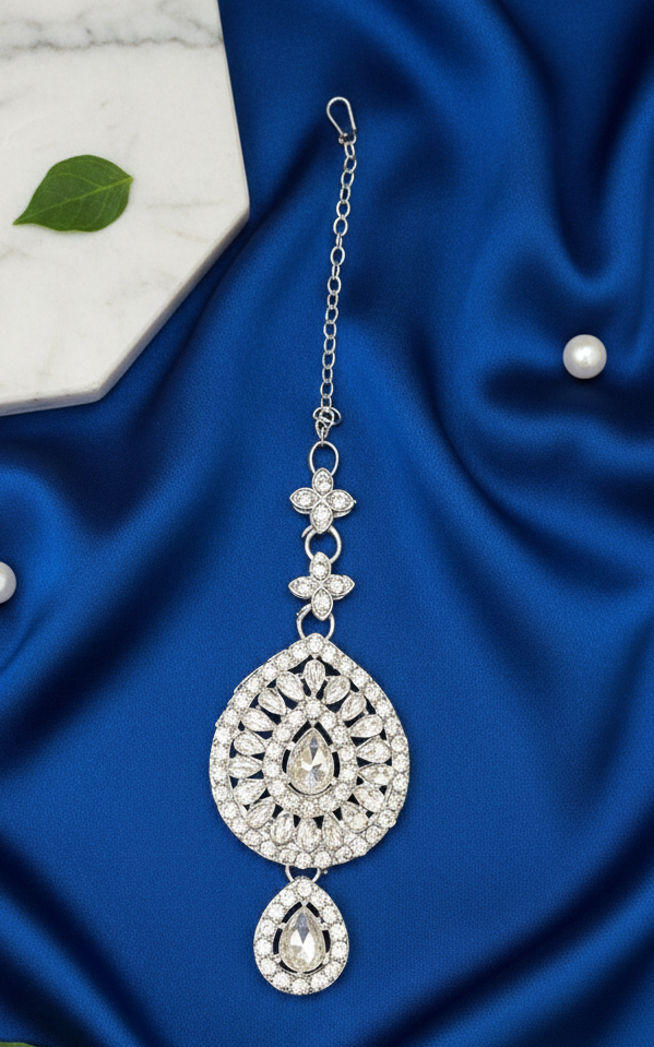 Silver Crystal Royale Necklace, Earring & Maang Tika Set 5 Silver Crystal Royale Necklace, Earring & Maang Tika Set