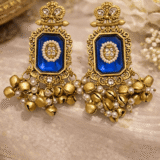 Antique finish traditional design
