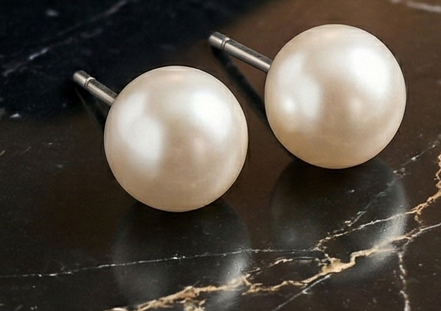 Pair of three - stud earrings 2 Pair of three - stud earrings