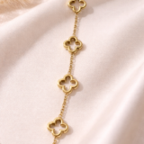 Minimalist Anti-Tarnish Gold Clover Bracelet 2 6